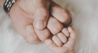 Bonus papà: come ottenere l’agevolazione e avere i soldi direttamente sul conto